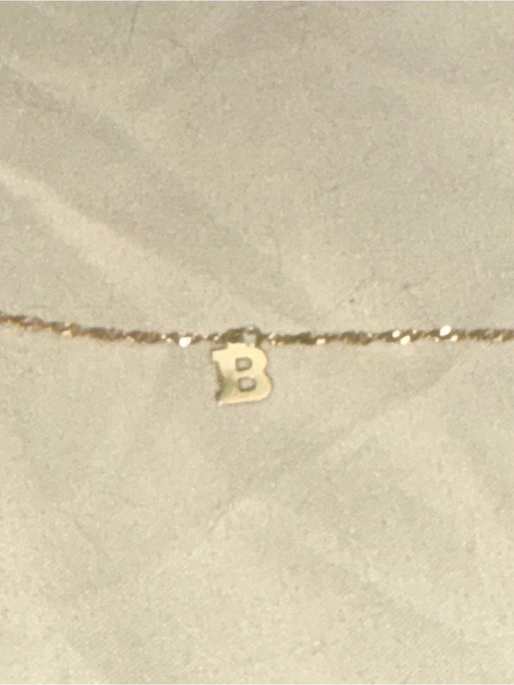 10k Gold Twisted Rope Anklet - B initial removable 9.5” - Picture 7 of 9